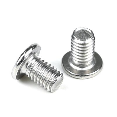 100% QC 테스트 스테인리스 스틸 평면 필립스 M5 X 8mm 기계 나사 상품 선반