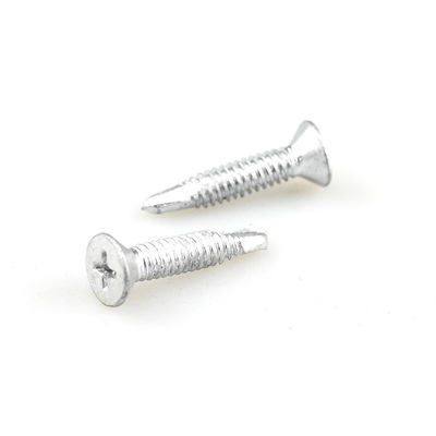 산책로 설치 자율 굴착 나사 Ruspert 끝 크로스 Recessed Countersunk 머리