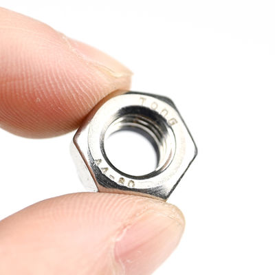 커스터마이징 가능한 A4 스테인리스 스틸 나일론 삽입자신 잠금 헥스 견과류 M8 1.25mm 옵션